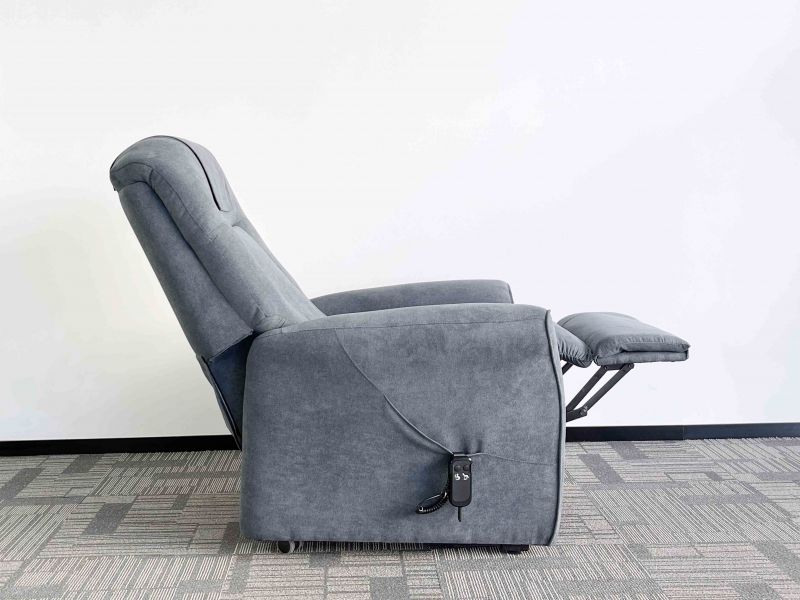 電動(dòng)老人椅-