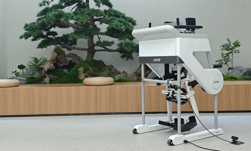 下肢行走訓(xùn)練機器人-