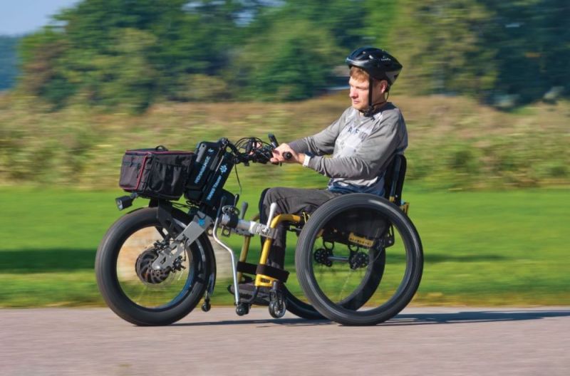 動力輔助輪椅設(shè)備-